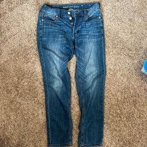 American Eagle Tomgirl jeans Size 6